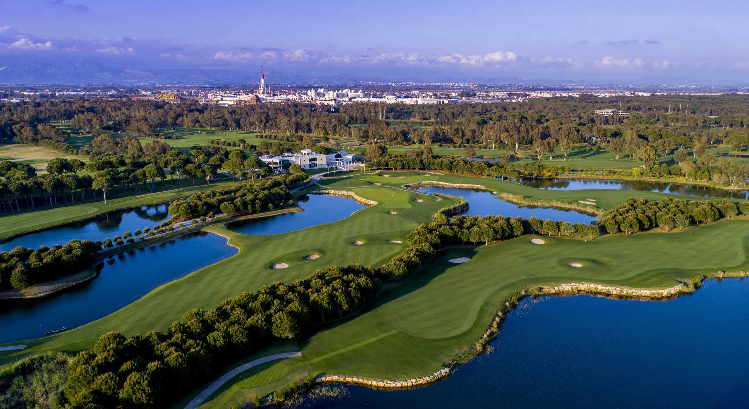 Golfplätze des Antalya Golf Clubs aus der Luft